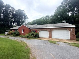 30492 Boston Rd, Painter, VA 23420