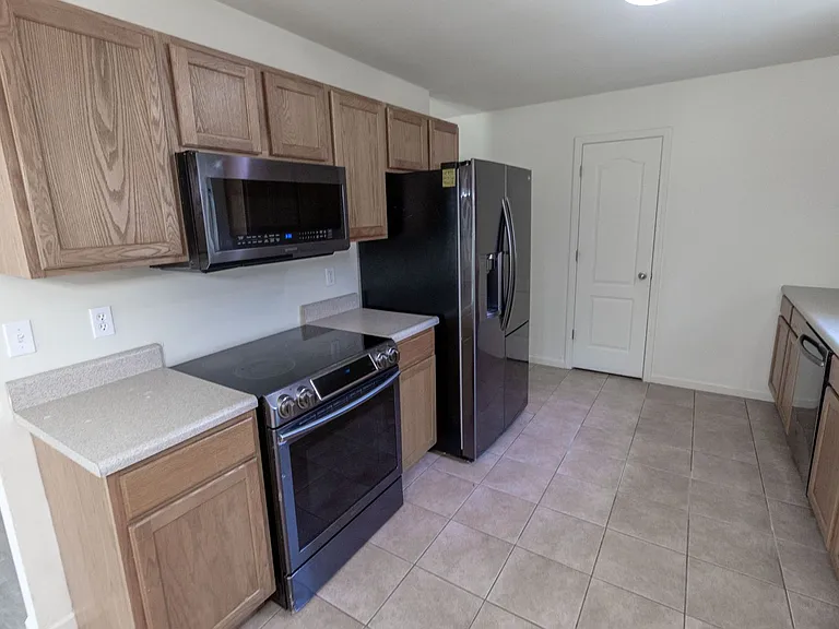 1408 Bodie Dr — Photo 9