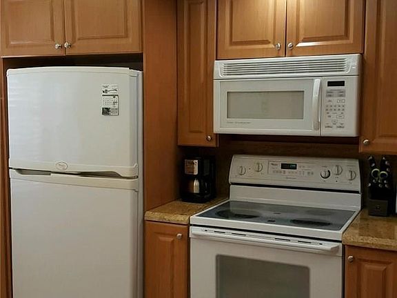 2nd image of 4701 N Martinique Drive #K1