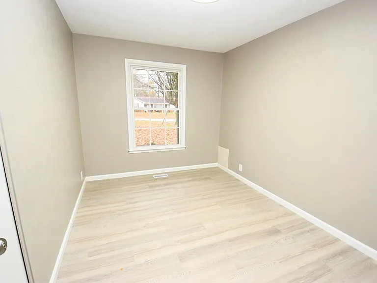 18235 Chipstead Dr — Photo 9