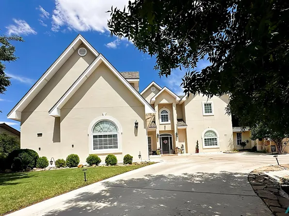 1608 N 26th St, Artesia, NM 88210