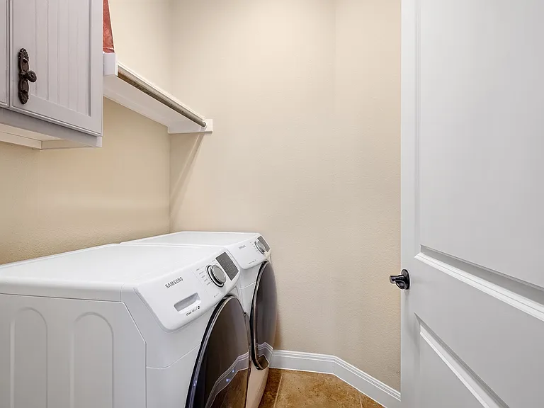 2921 Desert Candle Dr — Photo 17