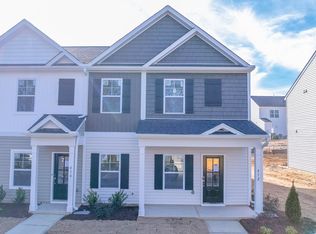 412 Merriman Dr, Selma, NC 27576