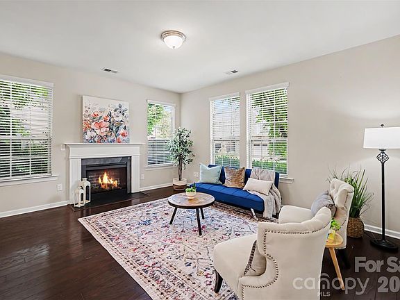 4th image of 1029 Archibald Ave