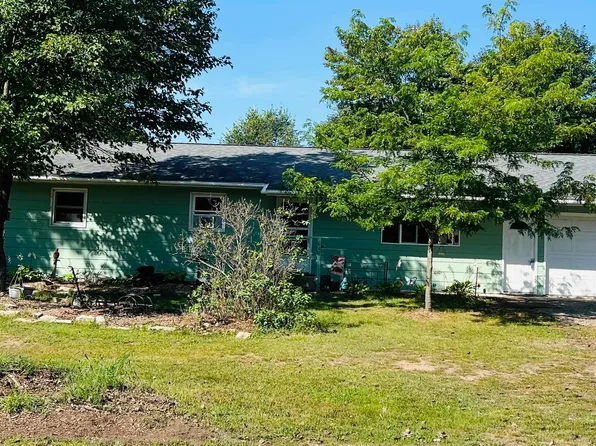 640 S Evergreen St, Wautoma, WI 54982