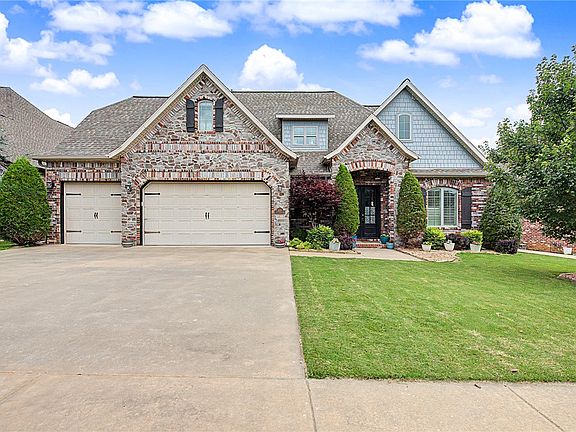 2nd image of 4105 Willowbend Dr