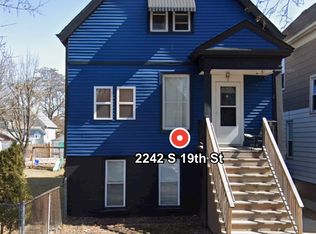 2242 S 19th St, Milwaukee, WI 53215