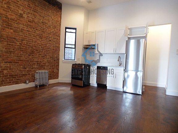 4th image of 1039 Bedford Ave APT 4