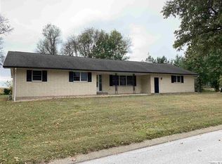 2504 Chatten Dr, Quincy, IL 62305