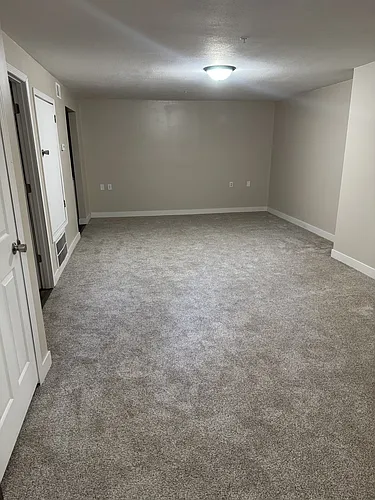 314 Randolph St E #102 Photo 1