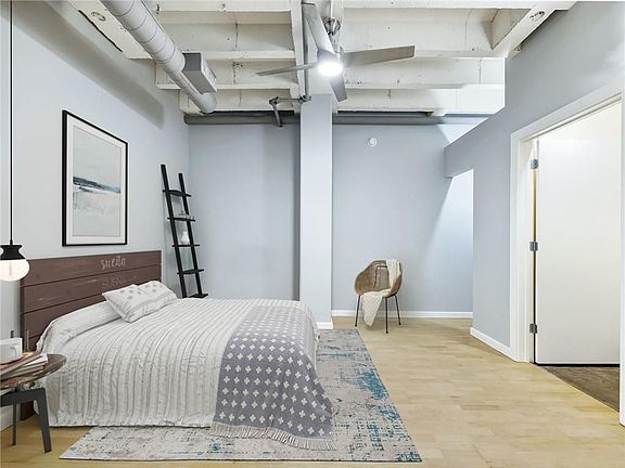 2nd image of 805 Peachtree St NE Unit 514