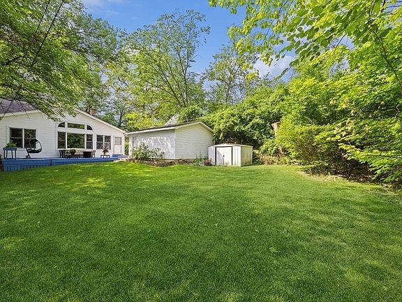 5th image of 1248 Maple Ave