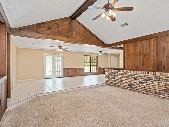 5th image of 345 Sharon Ln