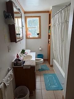 5th image of 3655 Van Buren St NE