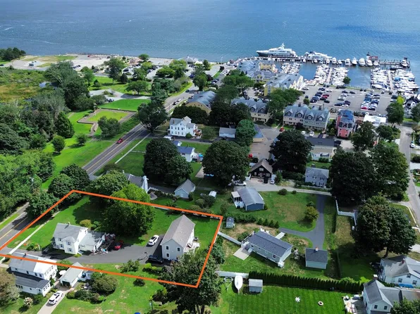 108 College Street, Old Saybrook, CT 06475