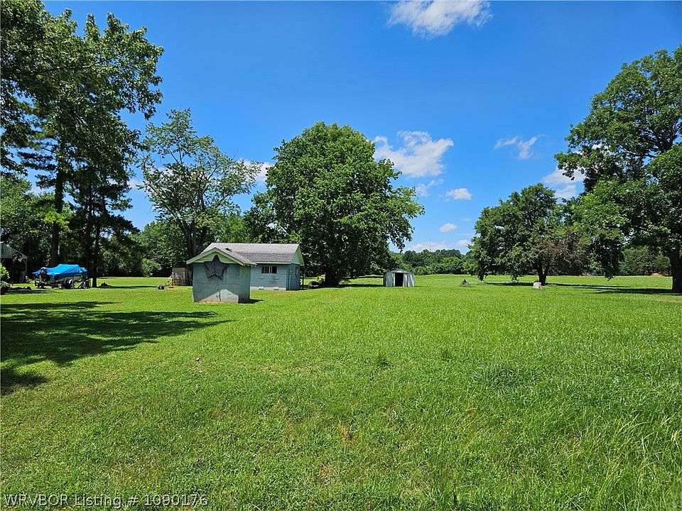 1st image of 927 Bell Rd