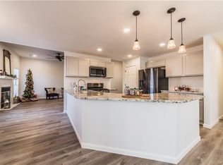 1019 E Green Acres Dr, Rogers, AR 72758