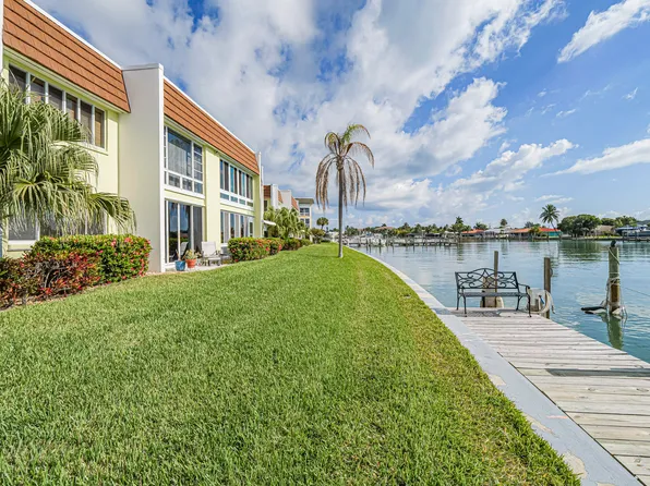 1315 Bayshore Drive #204, Fort Pierce, FL 34949