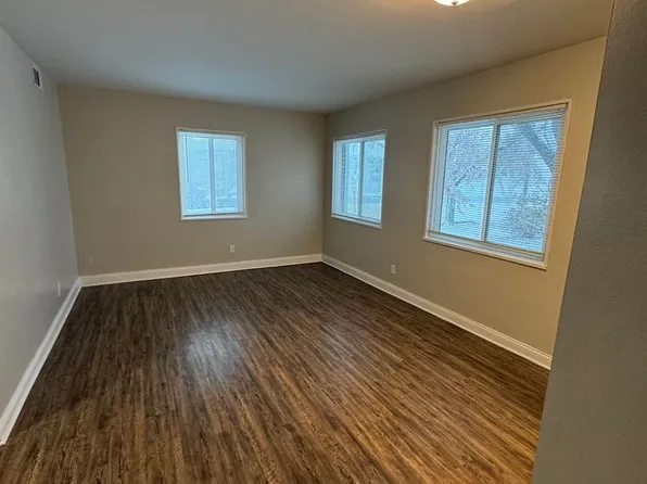 Lincoln Street Apartments, 1433 SW Lincoln St #18433526, Topeka, KS 66604