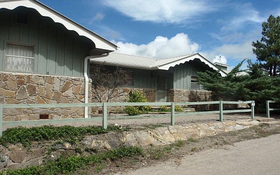 2nd image of 120 Monjeau Dr