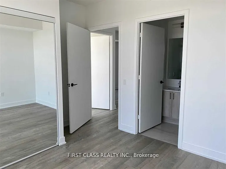 50 George Butchart Dr #718 — Photo 7