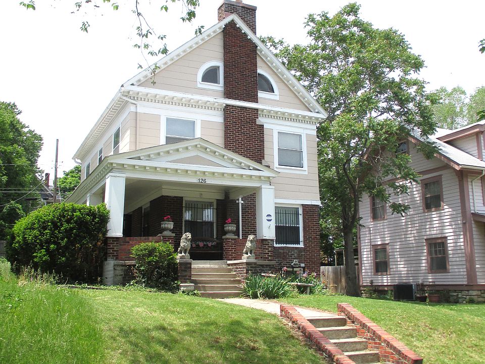 1st image of 126 N Van Brunt Blvd