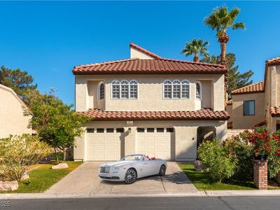 2845 Queens Courtyard Dr, Las Vegas, NV, 89109