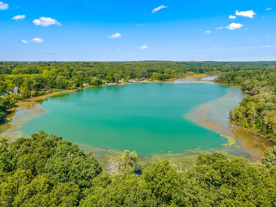 4300 W Bacon Rd, Hillsdale, MI 49242 MLS 23032428 Zillow