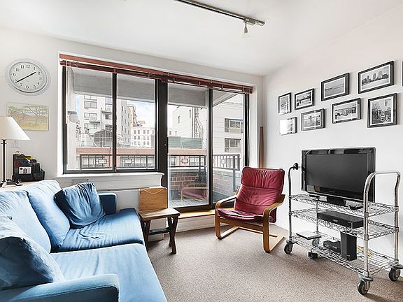 3rd image of 366 W 11th St APT 7A