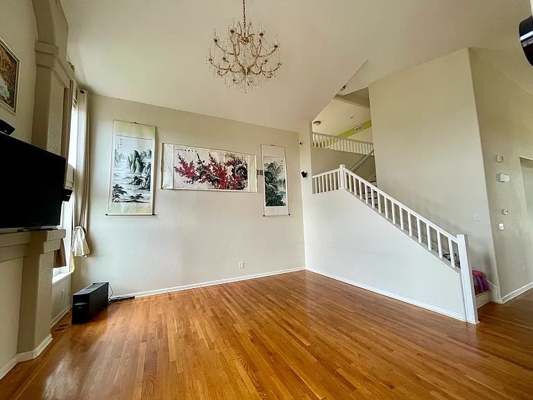 5447 S Valdai St — Photo 10