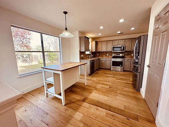 Kitchen and dining area