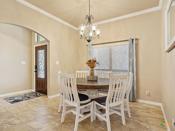 4th image of 2020 Briar Hollow Dr