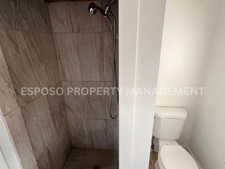 616 N Echo Ave — Photo 9