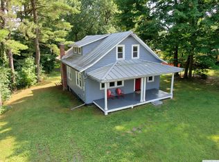 300 Pitcher Ln, Red Hook, NY 12571