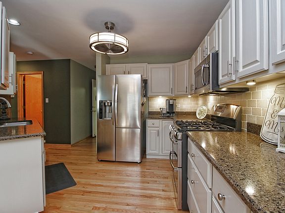 4th image of 17723 Mayher Dr