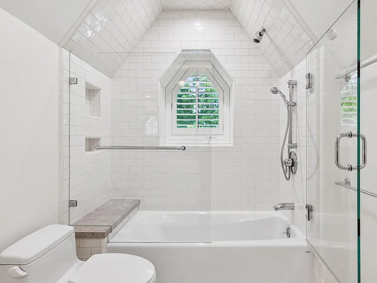 845 Windsor Dr — Photo 34