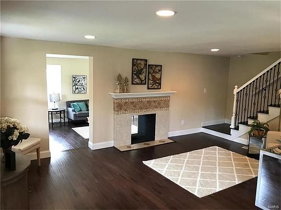 2nd image of 464 Bacon Ave