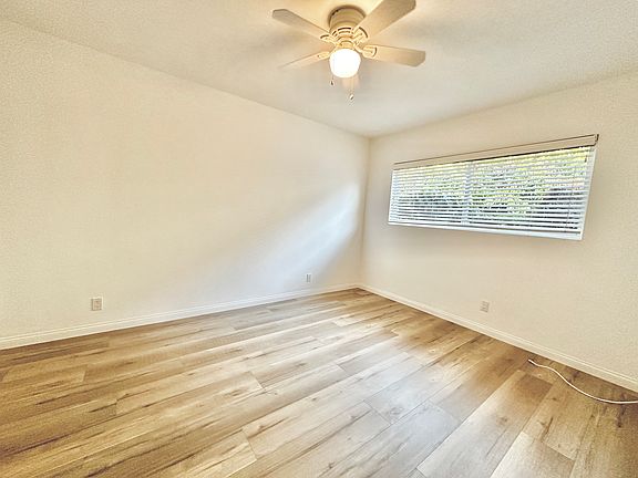 5th image of 1543 N Formosa Ave #2