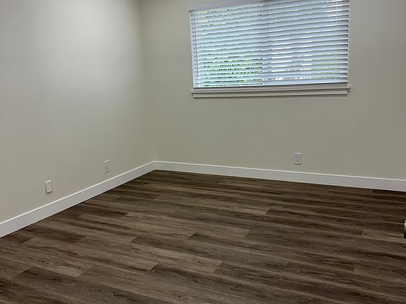 5th image of 1344 S Ashington Ln