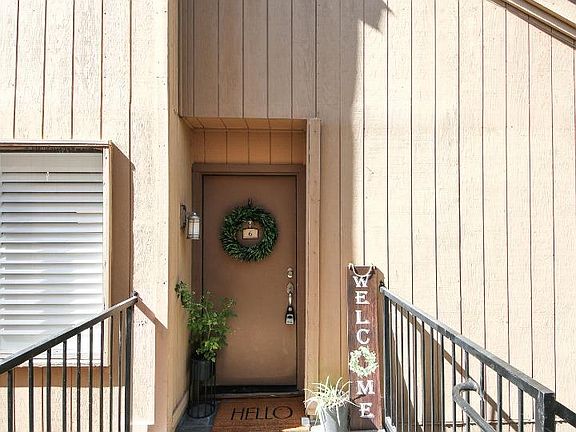 4th image of 546 Woodside Oaks APT 6