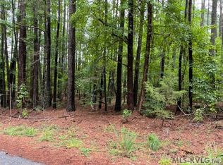 3 Hinton Mill Rd, Boydton, VA 23917