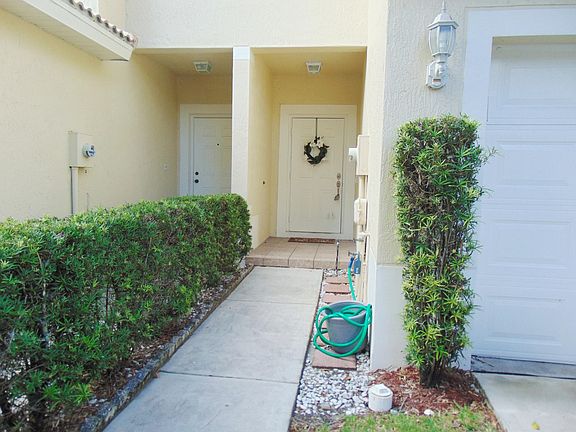 Front Entryway