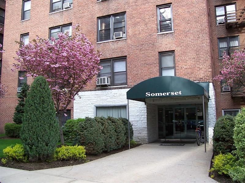 1st image of 8385 116th St