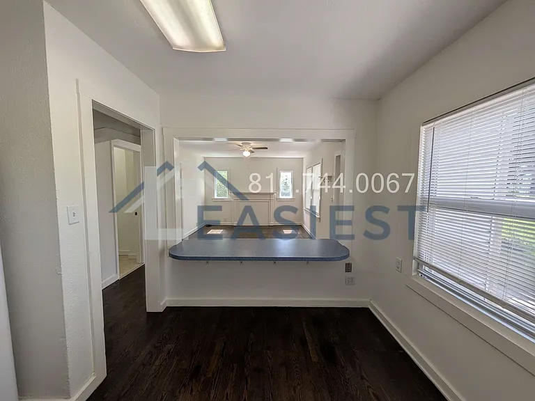 10912 E M 350 Hwy — Photo 8