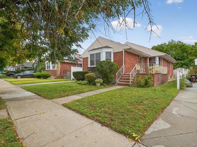 82-39 232nd Street, Queens Village, NY, 11427