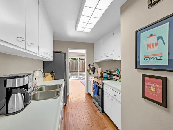 69 Prince Royal Drive, Corte Madera, CA 94925