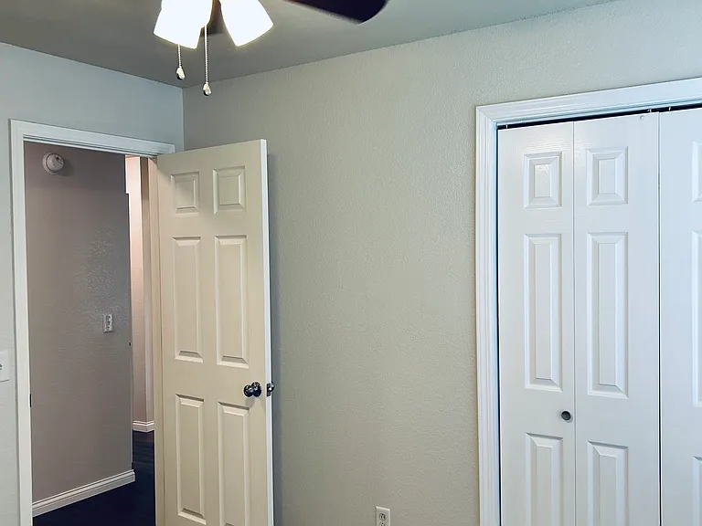 1546 N Plum Tree Dr — Photo 11