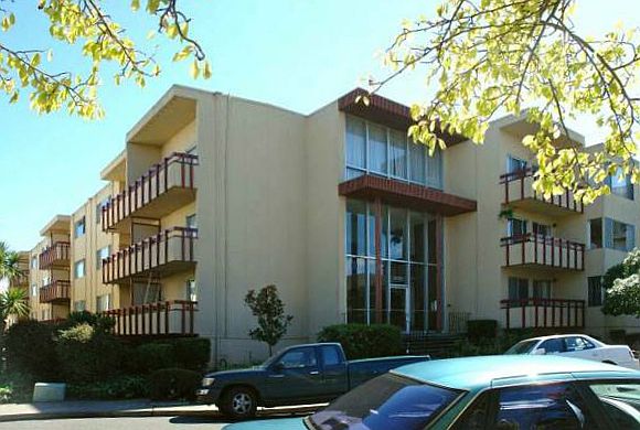 Front Building_edit_04302021
