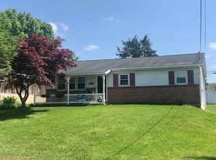 211 Greenwood Ave, Yeagertown, PA 17099