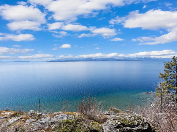 17299 Cliffhanger Ln, Bigfork, MT 59911